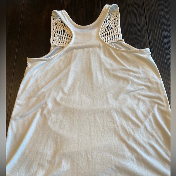 Old Navy Tank Top, Size XS (16), Crochet Detail Around Neckline - Picture 2 of 8